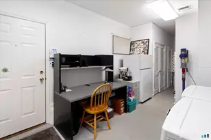 27 Archer Ln, Stamford, CT 06905 - Photo 29