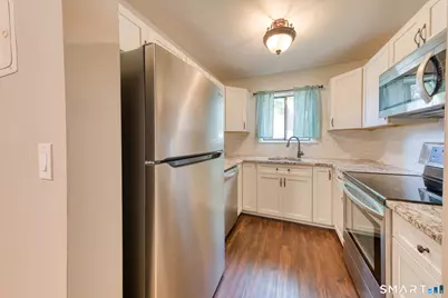 16 Darling Street #E, Southington, CT 06489 - Photo 11