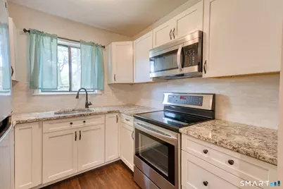 16 Darling Street #E, Southington, CT 06489 - Photo 9