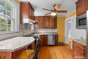 12 Middlefield Dr, West Hartford, CT 06107 - Photo 9