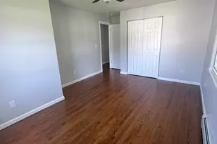 125 Canary Pl, Stratford, CT 06614 - Photo 9