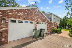 127 Rowland Dr, East Hartford, CT 06118 - Photo 3