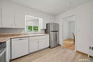 11 Bonnybrook Rd, Norwalk, CT 06850 - Photo 13