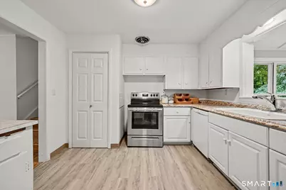 11 Bonnybrook Road, Norwalk, CT 06850 - Photo 15