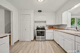 11 Bonnybrook Rd, Norwalk, CT 06850 - Photo 15