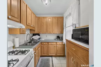 93 Squire & 0 Moran Street, New London, CT 06320 - Photo 9