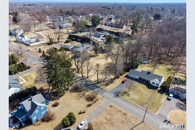 1.5 Bridge Lane, Enfield, CT 06082 - Photo 5