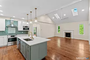 15 Bridge Ln, Enfield, CT 06082 - Photo 7