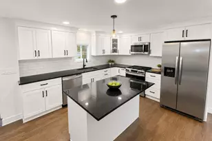 1038 W Main St, Waterbury, CT 06708 - Photo 5