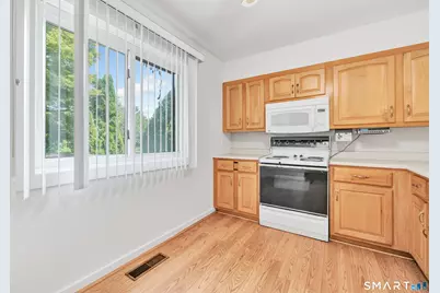 621 Onondaga Lane #B, Stratford, CT 06614 - Photo 19