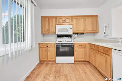 621 Onondaga Lane #B, Stratford, CT 06614 - Photo 21