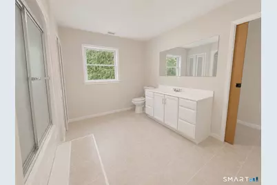19 Hillside Circle, Brookfield, CT 06804 - Photo 11