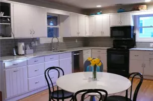 19 Hickory Dr, Westport, CT 06880 - Photo 5