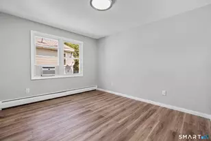 25 Elizabeth St, Ansonia, CT 06401 - Photo 23