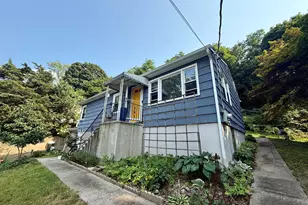 220 Foxon Hill Rd, New Haven, CT 06513 - Photo 15