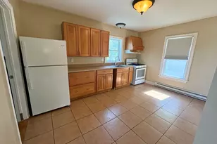 23 Housman St, Danbury, CT 06810 - Photo 19