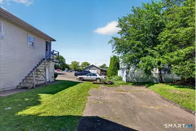 21 Edgemere Road, East Haven, CT 06512 - Photo 19