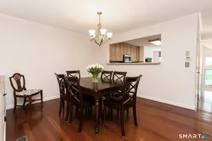 6 Stratford Park, Bloomfield, CT 06002 - Photo 11