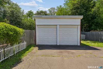 22 Hine Street, West Haven, CT 06516 - Photo 3