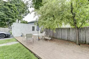 276 Oxford St, Hartford, CT 06105 - Photo 5