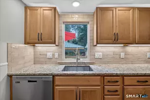 11 Derby Rd, Norwalk, CT 06854 - Photo 5