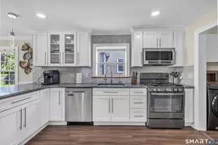 4270 Main St, Stratford, CT 06614 - Photo 9