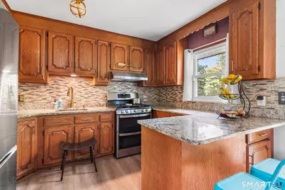 9 Glenridge Drive, Ansonia, CT 06401 - Photo 7