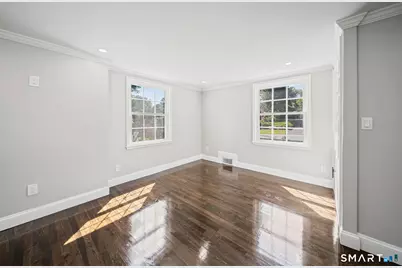 38 Roberts Lane, West Hartford, CT 06107 - Photo 15