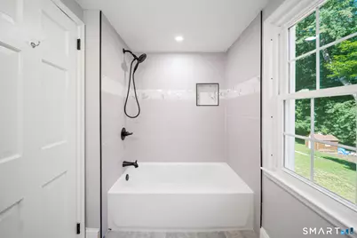38 Roberts Lane, West Hartford, CT 06107 - Photo 23