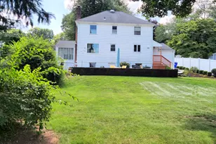 68 Farmingdale Rd, Wethersfield, CT 06109 - Photo 33