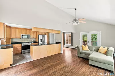 40 Rockledge Drive, Avon, CT 06001 - Photo 21