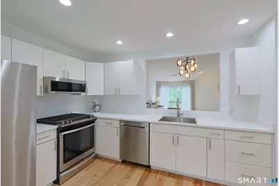 25 Rivendell Drive #25, Shelton, CT 06484 - Photo 11