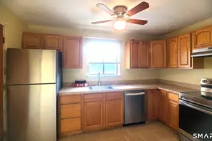 285 High Path Rd, Windsor, CT 06095 - Photo 3