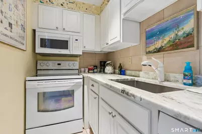 42 Quidnet Court #42, Guilford, CT 06437 - Photo 7