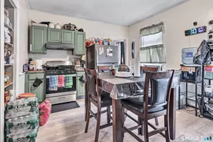 196 Blatchley Ave, New Haven, CT 06513 - Photo 17