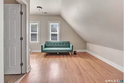 196 Blatchley Avenue, New Haven, CT 06513 - Photo 33