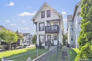 196 Blatchley Ave, New Haven, CT 06513 - Photo 3
