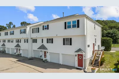 39 Commodore Commons #39, Derby, CT 06418 - Photo 15