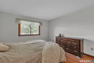 17 Oak Forest Dr, Manchester, CT 06040 - Photo 9