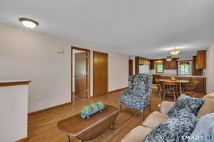 17 Oak Forest Dr, Manchester, CT 06040 - Photo 5