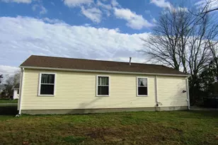 35 Flagler Ave, Old Lyme, CT 06371 - Photo 17