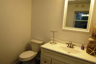 35 Flagler Ave, Old Lyme, CT 06371 - Photo 13