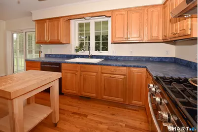 10 Coughlin Road, Manchester, CT 06040 - Photo 13