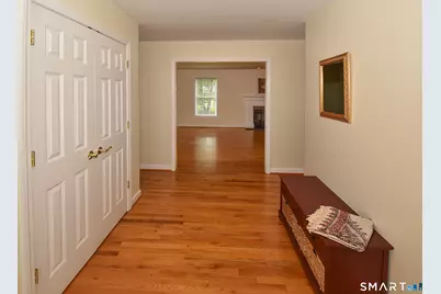 10 Coughlin Road, Manchester, CT 06040 - Photo 5