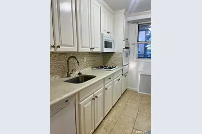 71 Strawberry Hill Avenue #217, Stamford, CT 06902 - Photo 5