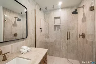 35 Katrina Cir, Bethel, CT 06801 - Photo 17