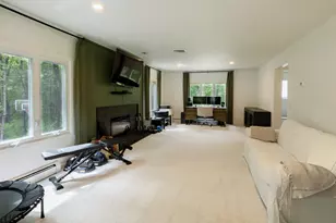 35 Katrina Cir, Bethel, CT 06801 - Photo 13