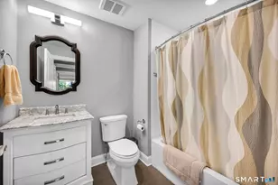 2 Bishop Rd, West Hartford, CT 06119 - Photo 23