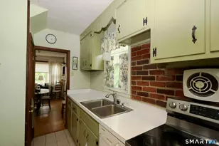 19 Olmstead Rd, Redding, CT 06896 - Photo 11
