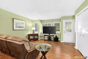 87 Hilltop Dr, Simsbury, CT 06089 - Photo 11